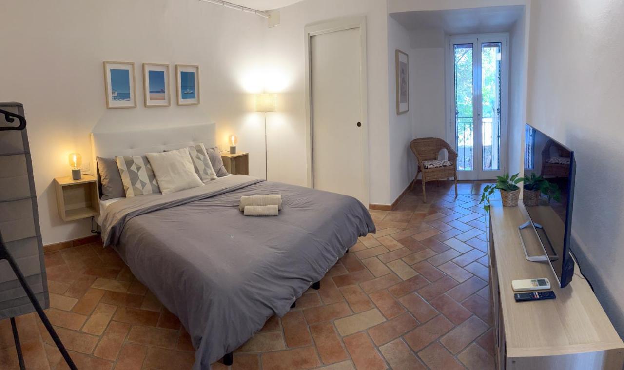 Appartements Dans Agreable Maison De Ville Centre Historique De Rimini Exterior foto